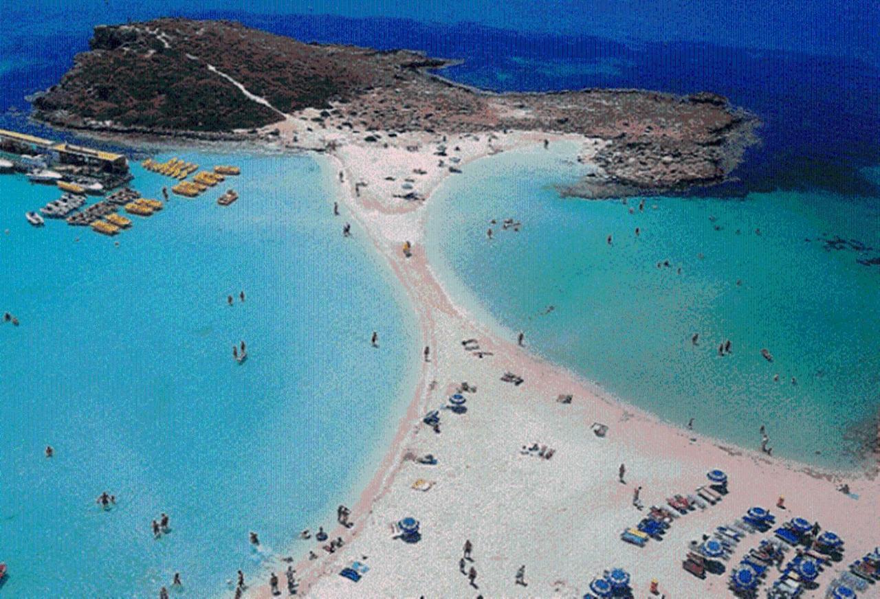 Nissi Villa Ourania Ayia Napa Rum bild