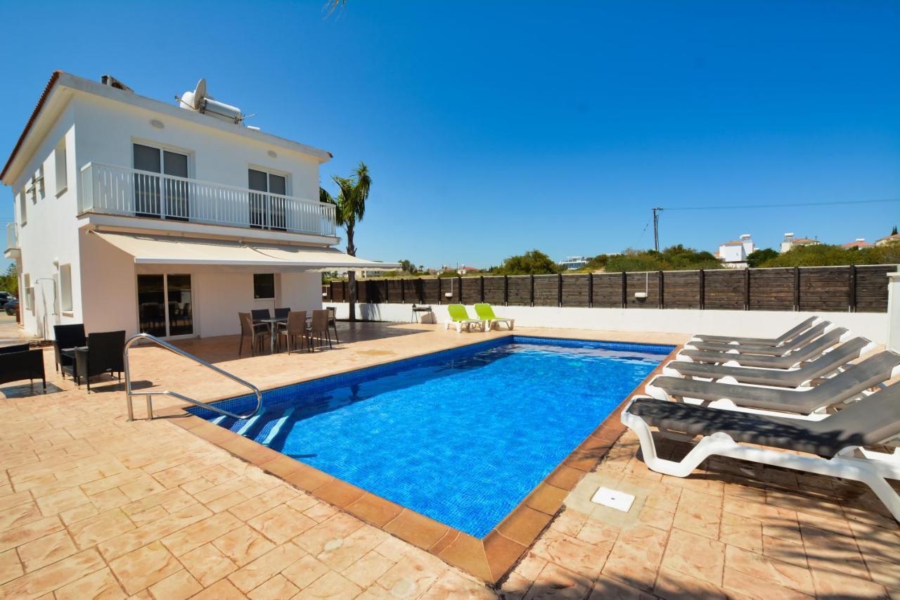 Nissi Villa Ourania Ayia Napa Exteriör bild