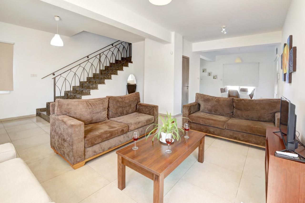 Nissi Villa Ourania Ayia Napa Exteriör bild
