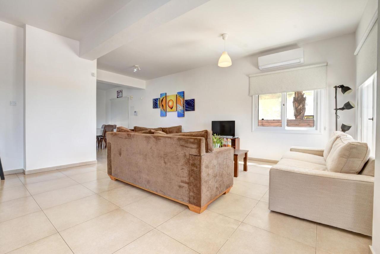 Nissi Villa Ourania Ayia Napa Exteriör bild